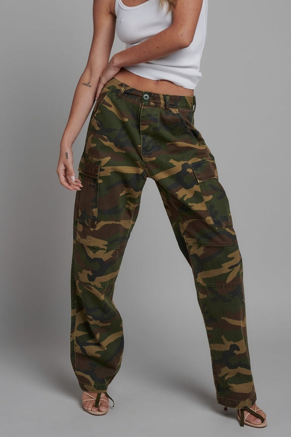 Camouflage Wide Leg Camouflage Cargo Pants Womens For Women Casual Unisex  Overalls With Multi Pocket Straight Design For Spring And Fall Street Style  From Anme1688, $522.62 | DHgate.Com